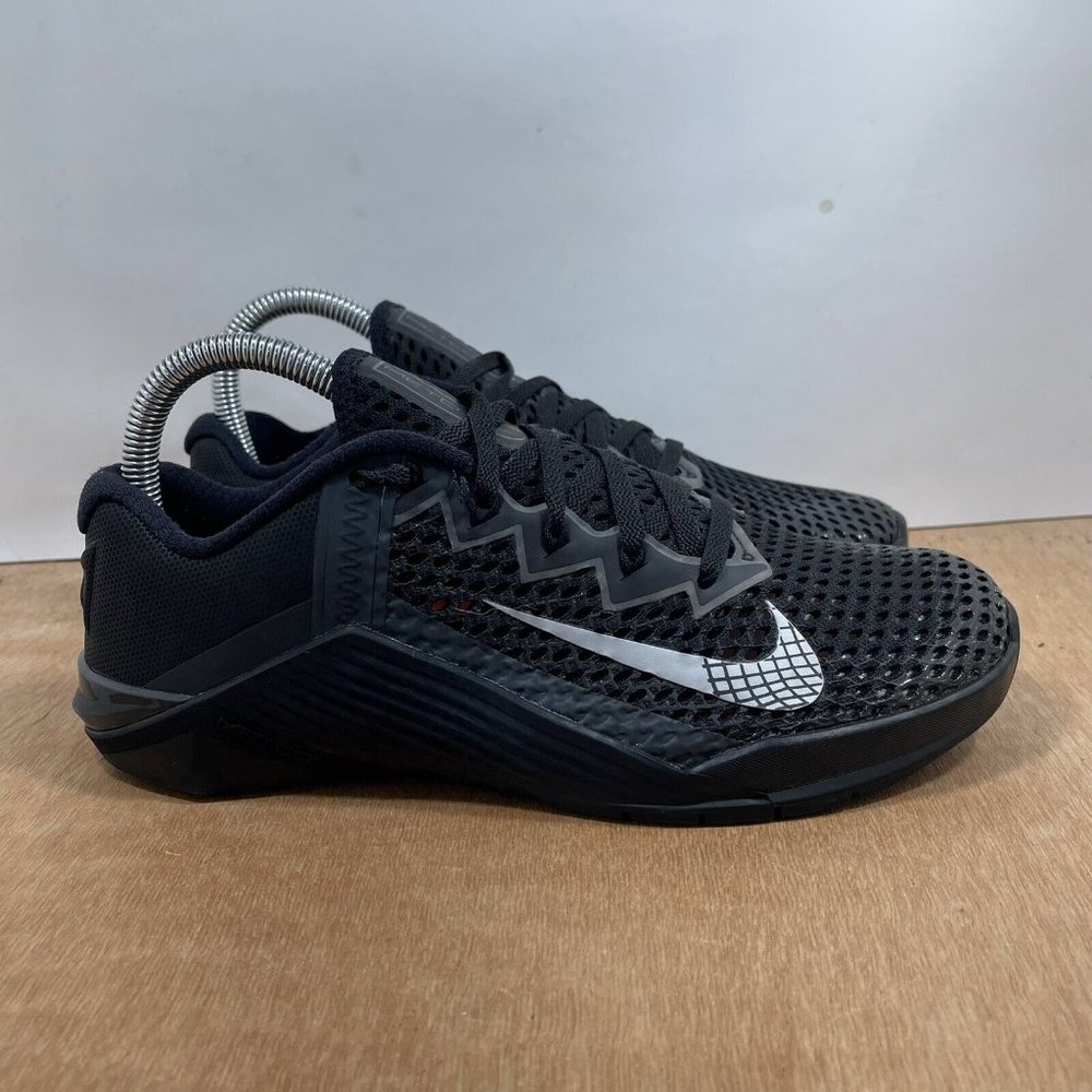 Nike Metcon size 7.5 Women’s Black CrossFit Training Gym Shoe